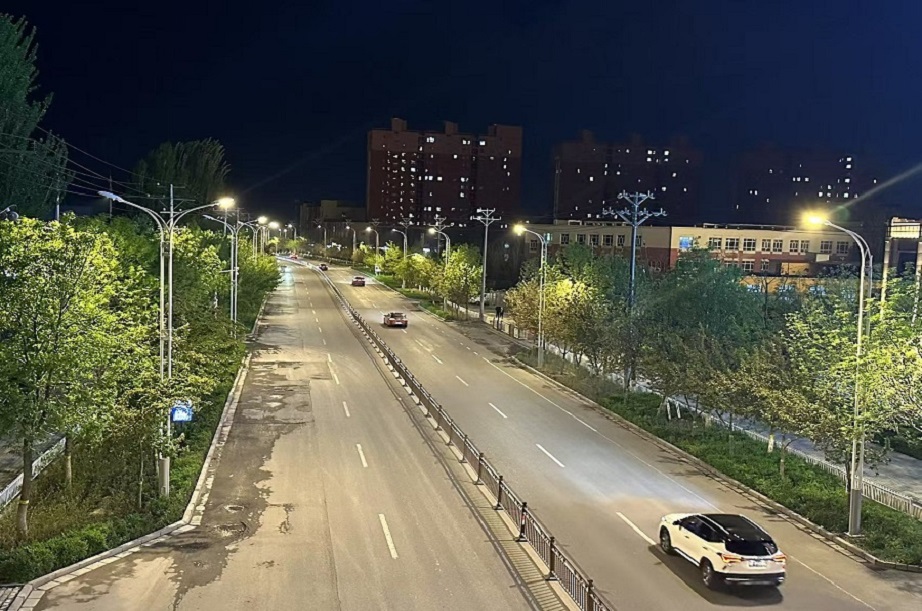 新疆伊寧市路燈智能化控制及節(jié)能改造項(xiàng)目（合同能源管理）